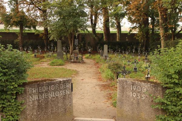 Névtelenek temetője 